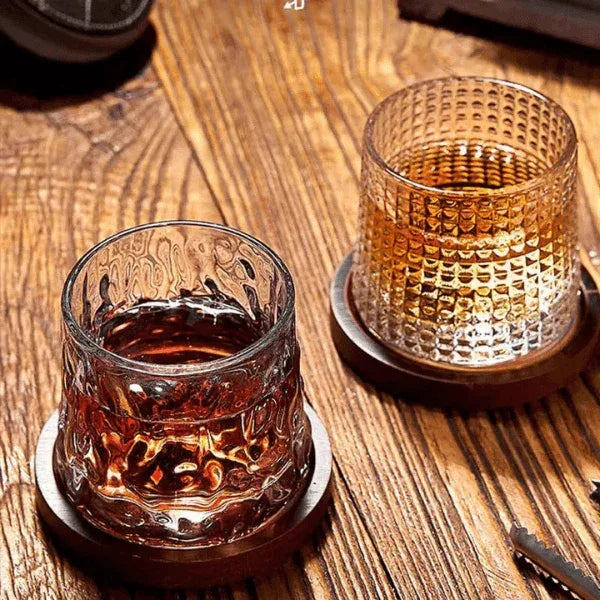 Copo de Cristal para Whisky com Base Rotativa – Bar em Casa Carpetino - Carpetino