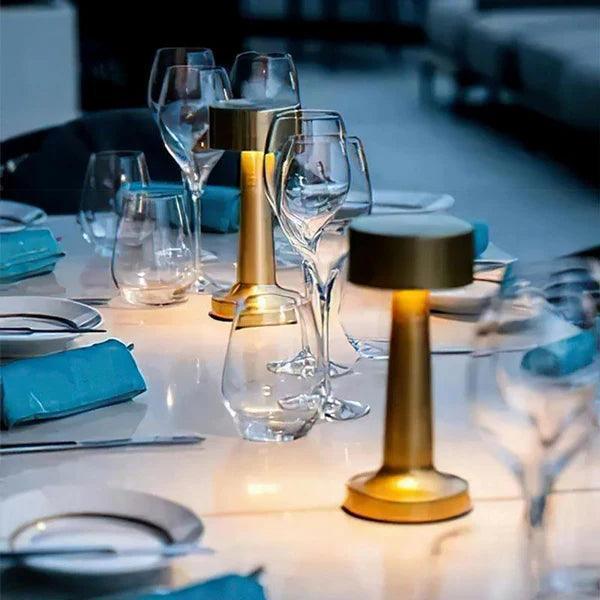 Luminária de Mesa Mirina Carpetino - Carpetino