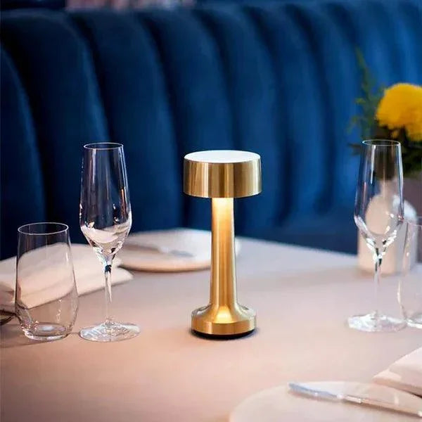 Luminária de Mesa Mirina Carpetino - Carpetino