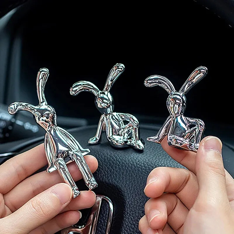 Dupla de Coelhos Decorativos Silver Minimalist – Esculturas Premium em Cerâmica Metalizada