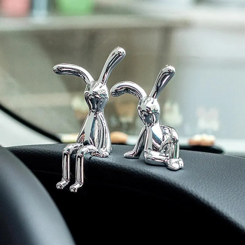 Dupla de Coelhos Decorativos Silver Minimalist – Esculturas Premium em Cerâmica Metalizada