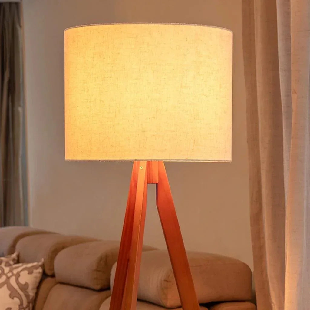 Luminária Abajur Tripé Minimalista Carpetino - Carpetino