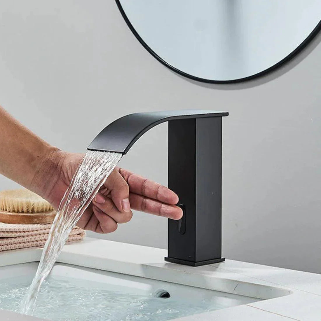 Torneira Gourmet com Sensor Automático - Carpetino