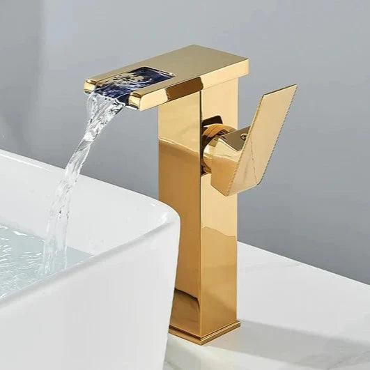 Torneira para Banheiro Minimalista - Carpetino