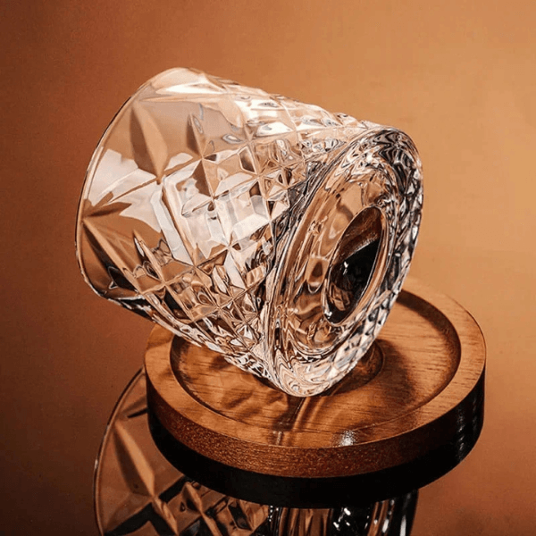 Copo de Cristal para Whisky com Base Rotativa – Bar em Casa Carpetino