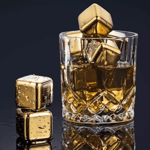 Cubos de Gelo Aço Inox Dourado Carpetino – Conjunto com Pegador Elegante