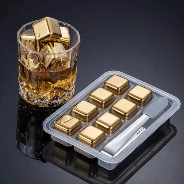 Cubos de Gelo Aço Inox Dourado Carpetino – Conjunto com Pegador Elegante