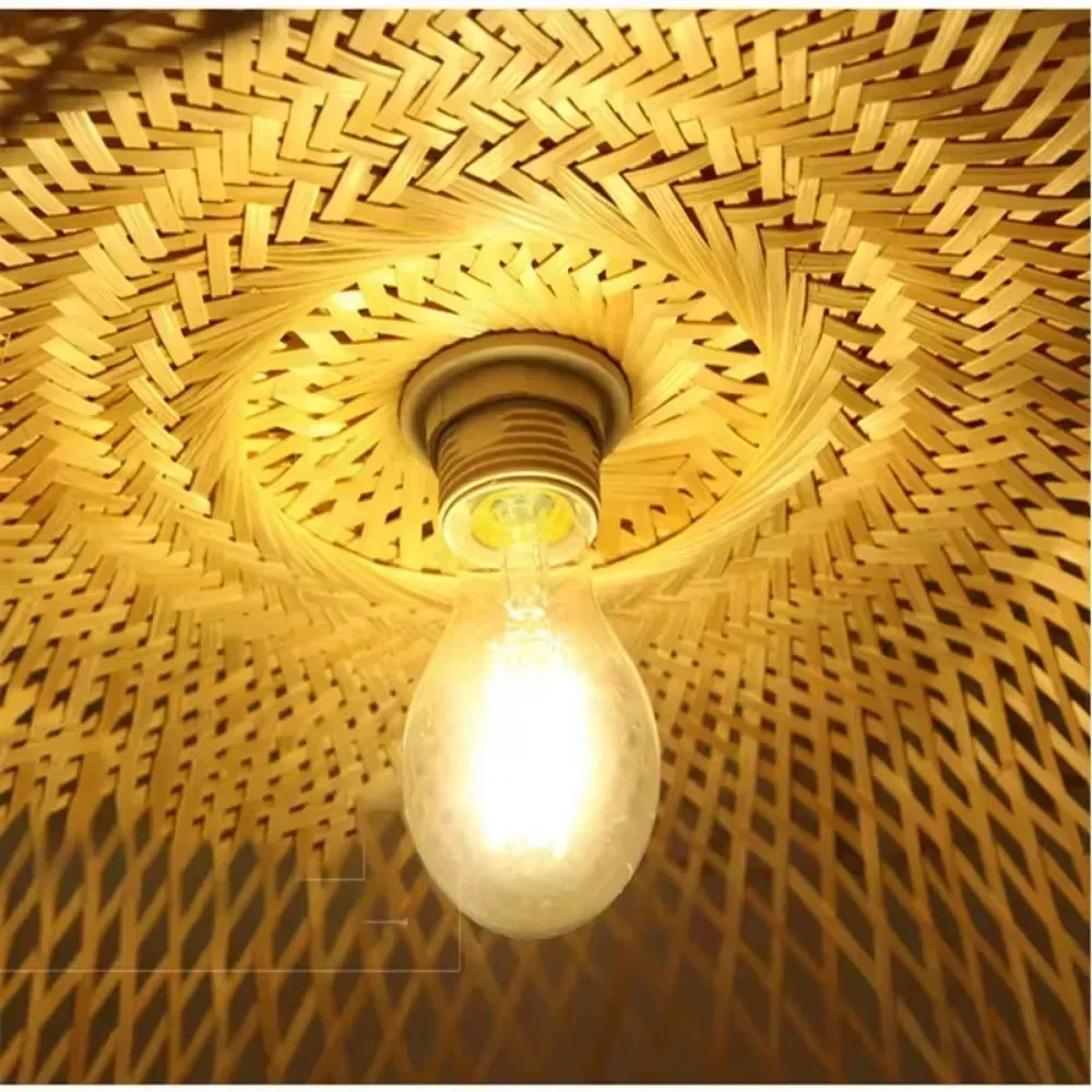 Lustre Pendente Artesanal de Bambu e Rattan Boho